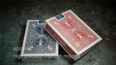 P Case RED (Gimmicks and Online Instructions) by Bocopo Magic & Silver Wing - Trick